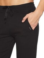 Van Heusen Stretch Lounge Capri (Black)