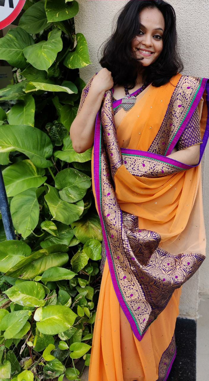 Pure Georgette Double Shaded Saree With Traditional Copper Zari Border
